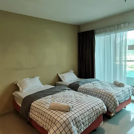 Spacious & Homey Apartment At Marina Island By Jomy Homestay Lumut Exterior photo