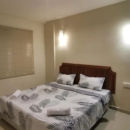 Spacious & Homey Apartment At Marina Island By Jomy Homestay Lumut Exterior photo