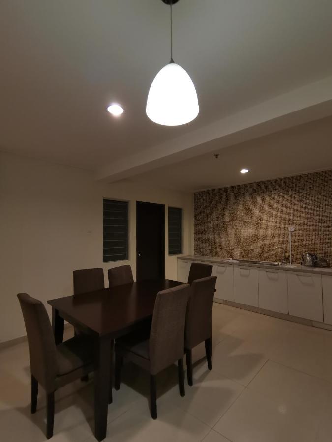 Apartment Spacious & Homey At Marina Island By Jomy *
