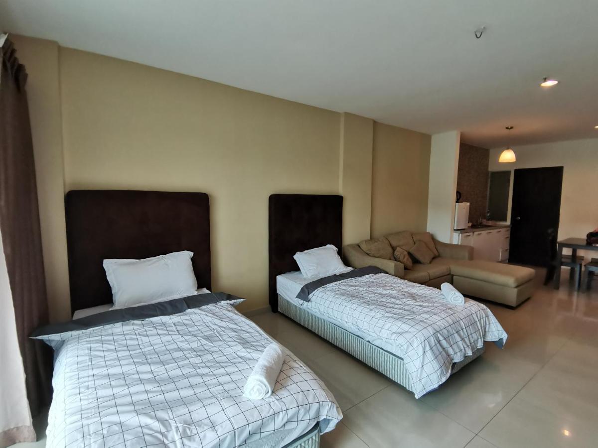 Spacious & Homey At Marina Island By Jomy Lumut