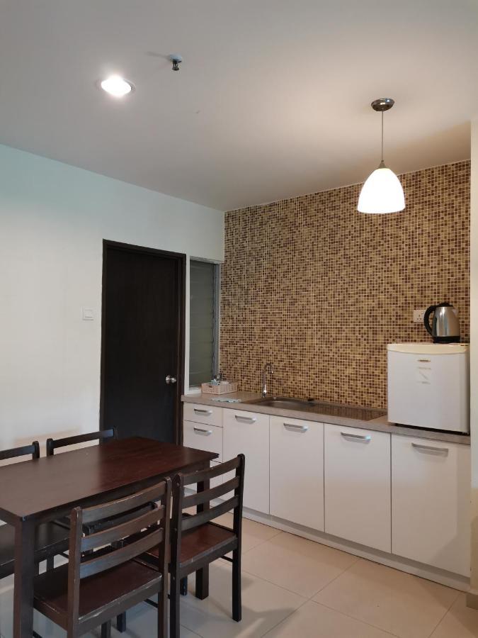Spacious & Homey At Marina Island By Jomy Apartment Lumut