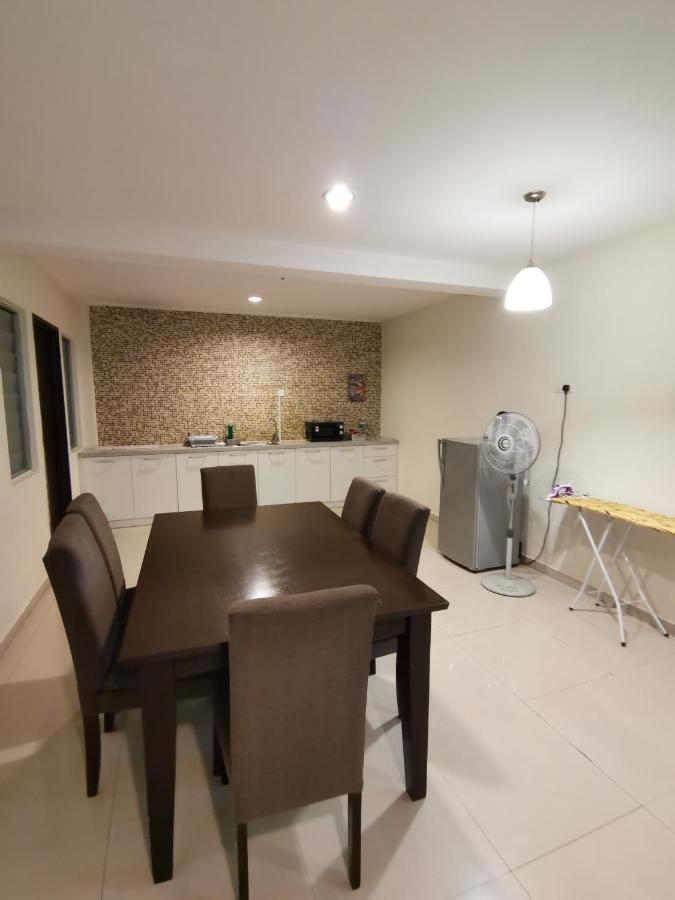 Spacious & Homey At Marina Island By Jomy Apartment Lumut