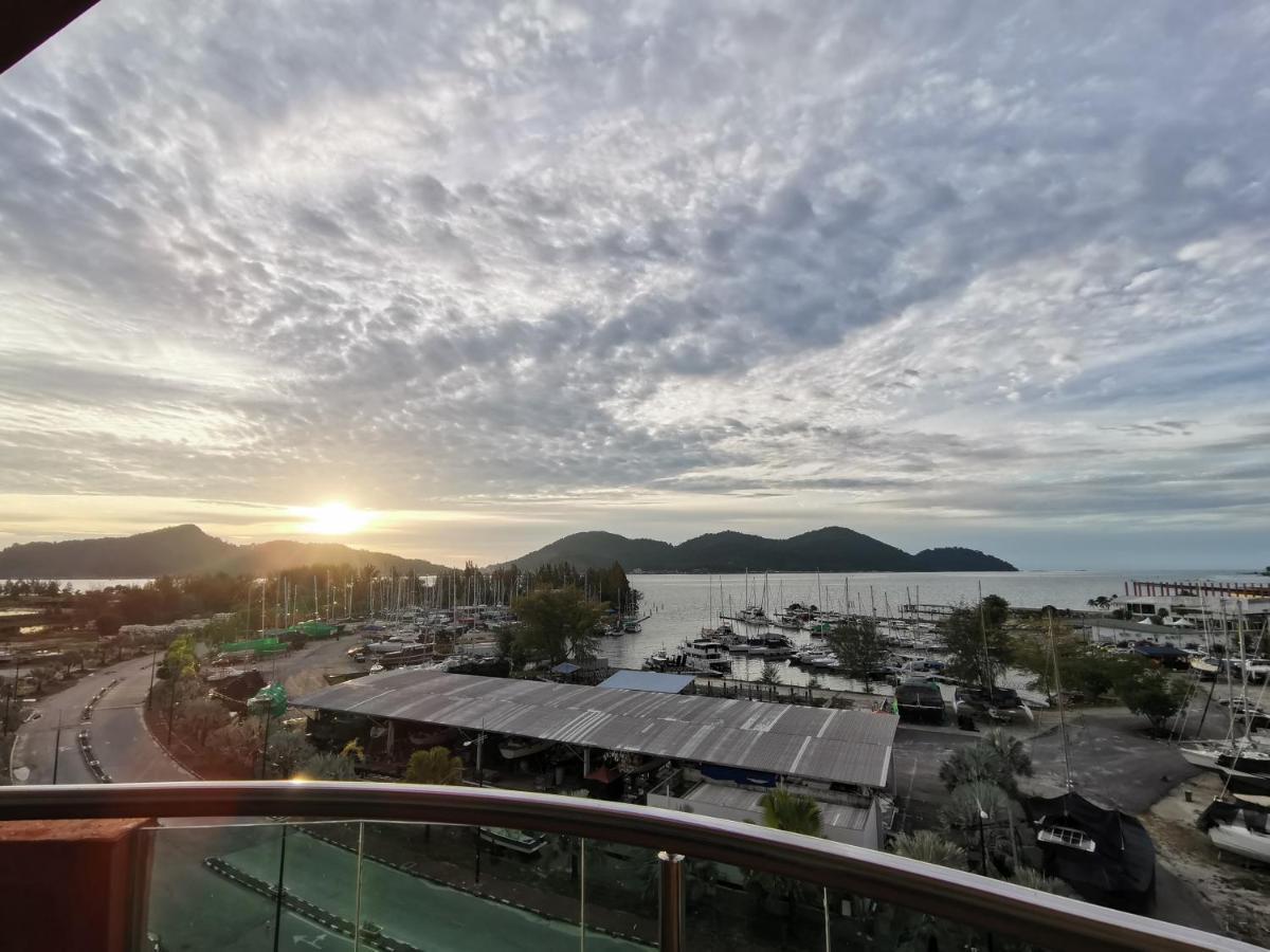 Spacious & Homey At Marina Island By Jomy * Lumut